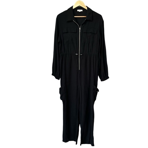 Topshop Cargo Wide-Leg Zip-Front Jumpsuit in Black, 8 - Picture 6 of 12